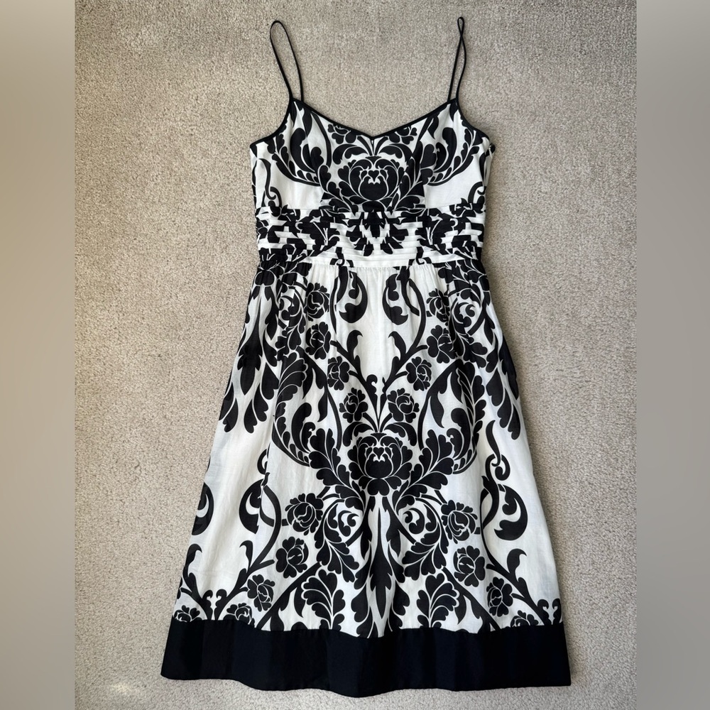Ann Taylor Summer Dress Silk Blend Fit & Flare Sleeveless Black White Size 4